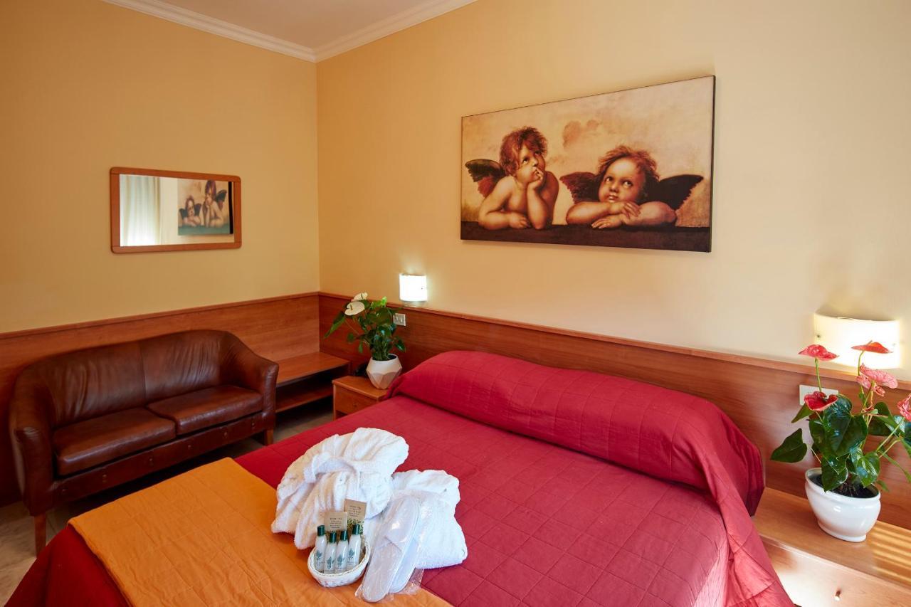 Hotel Plaza Tabiano Terme Exterior photo